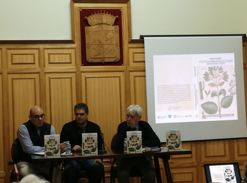 Presentación del libro de Joaquín Fernández en el Liceo Taoro - 4