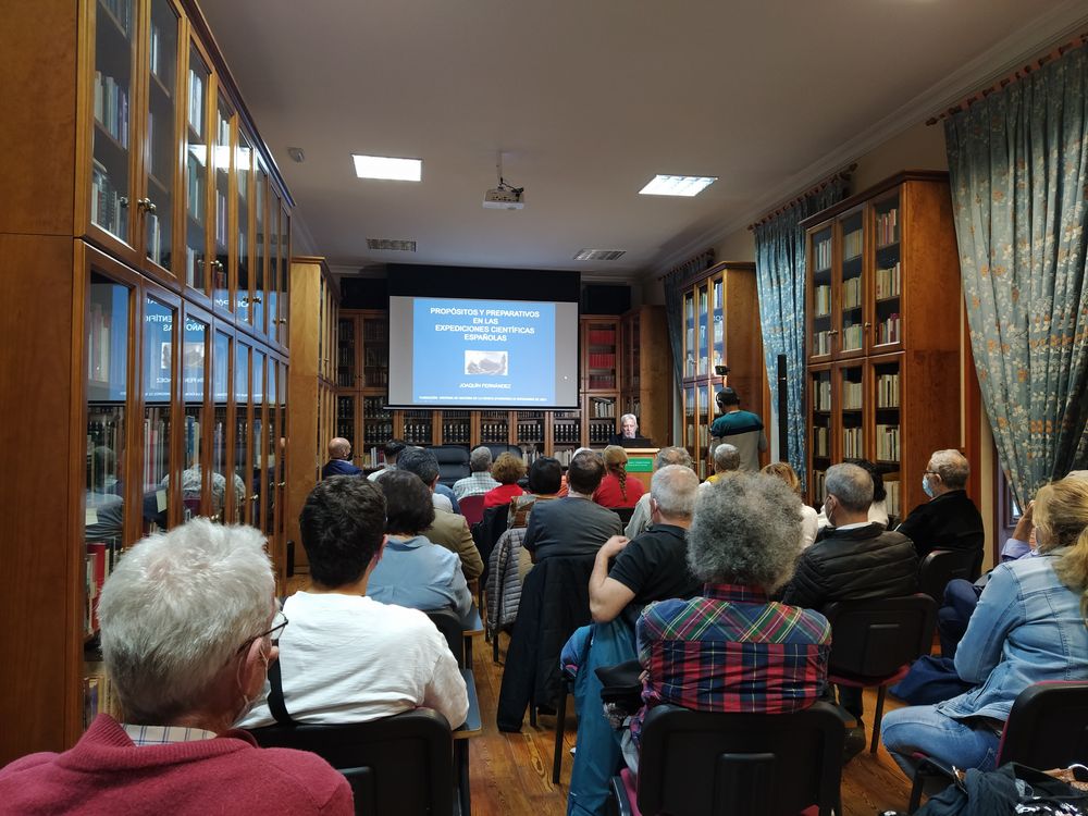 Público en conferencia Joaquín Fernández-2
